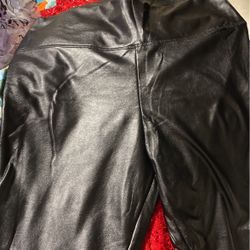 Women’s Size Large Spandex Faux Leather Leggings
