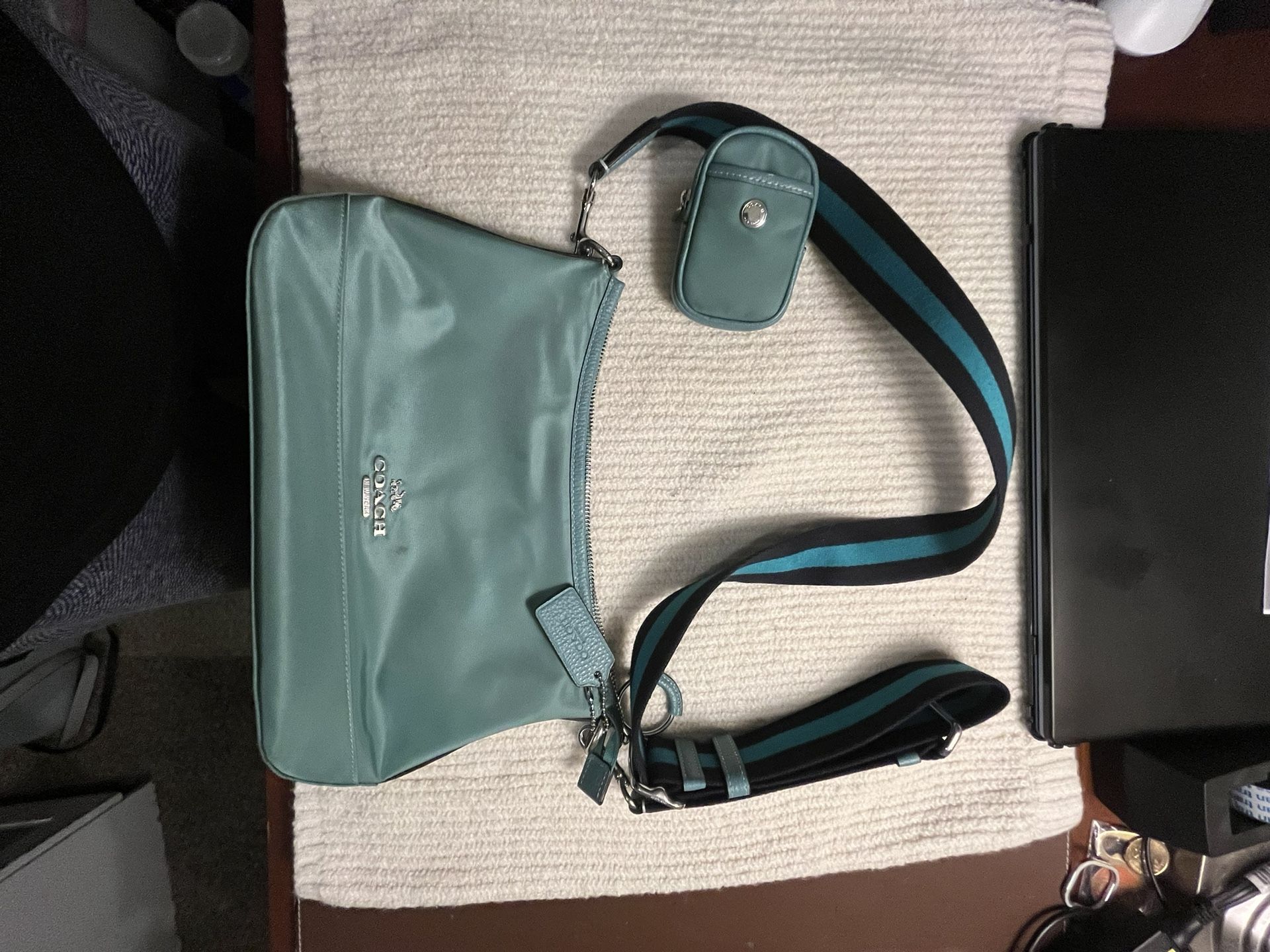 Coach Ellis Nylon Shoulder/cross Body