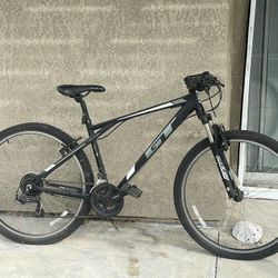 GT Palomar AL (Mountain Bike) 