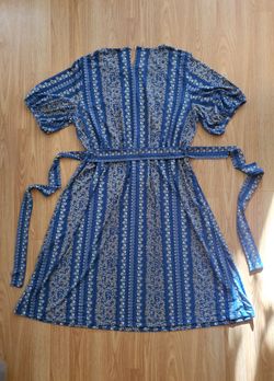 Brand New Floral Print Summer Dress - Size M (Very Comfortable & Wrinkle-Free)