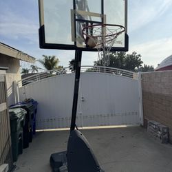 Spalding Basketball hoop (used)
