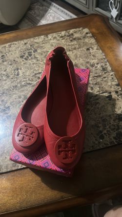 Tory Burch Minnie travel ballet with logo