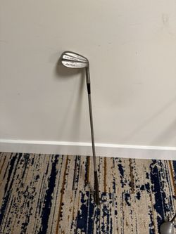 Dyna Wilson 8 golf iron