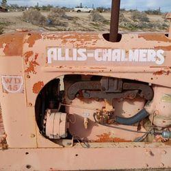 Allis-chambets Vintage Tractor