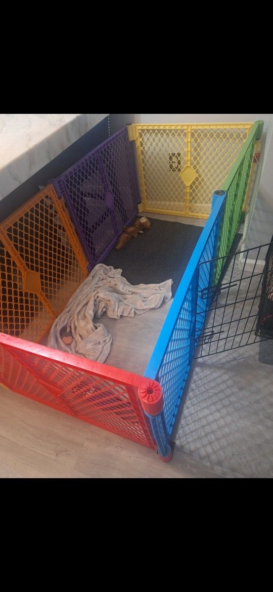 Hard Plastic Playpen