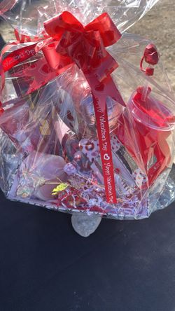 Valentine’s Day Baskets