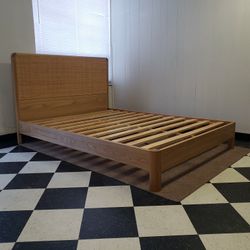 Full size bed frame - can DELIVER almost anywhere for $20 extra - gently used and in very good condition 😍