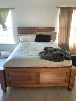 CW QUEEN BED