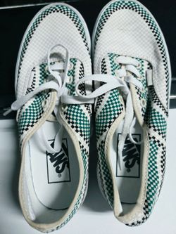Vans Low-Top Checkerboard Canvas Sneakers