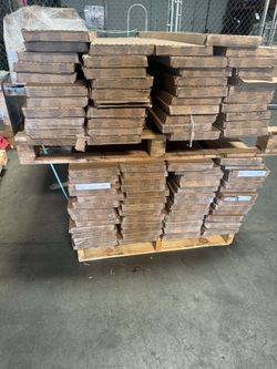 Lifeproof
Westminster Oak 30 MIL x 9.06 in. W x 59.96 in. L Waterproof Click Lock Vinyl Plank Flooring (18.86 sq. ft. /case)