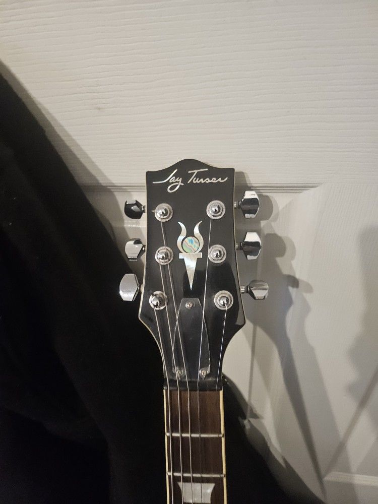 Les Paul Style Guitar And Bag