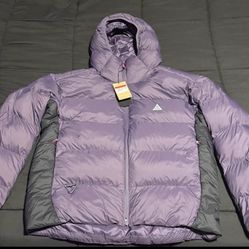 Nike ACG “Lunar Lake” Puffer Jacket 