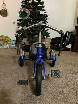 Schwinn Roadster Classic Tricycle for Toddlers