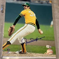 Rollie Fingers Autographed 8”x10” Photo ! (Certified)
