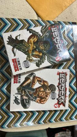 Sealed vol 1&2 Berserk paperback