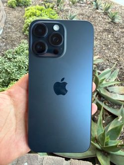 iPhone 15 Pro Max Unlocked 512gb