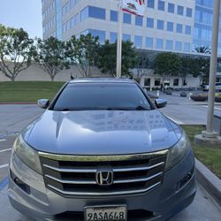 2011 Honda Accord Cross tour 