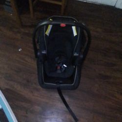 Graco Car Seat With Base 