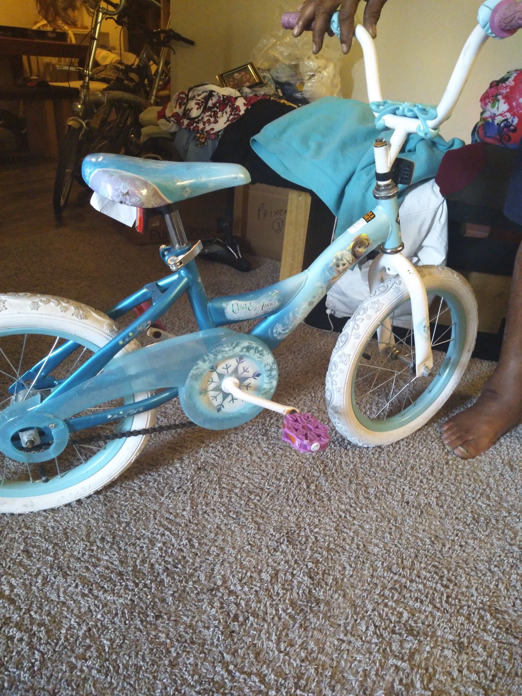 Hello Kitty Girls Bike