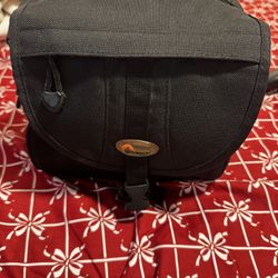  Canon EOS Digital Rebel XT Camera 