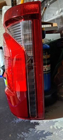 Ford F150 Driver side tali light housing
