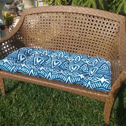 Resin Rattan/Metal Loveseat