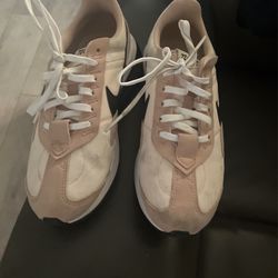 Nike Women 6.5