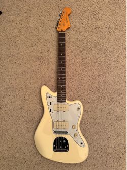 Squier J Mascis Jazzmaster ( All White )