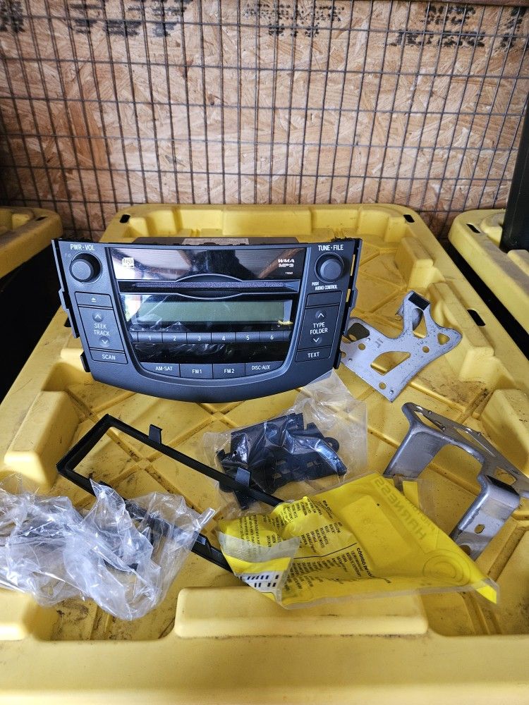 Toyota Audio Unit 86120-0R071
