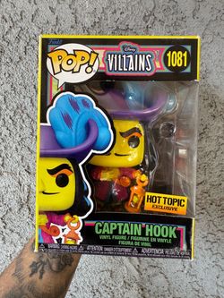 Captain Hook 1081 Funko Pop Hot Topic Exclusive