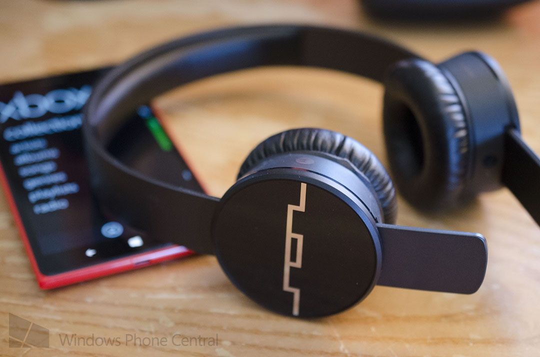 Tracks Air Sol Republic  Bluetooth/Corded Headphones 
