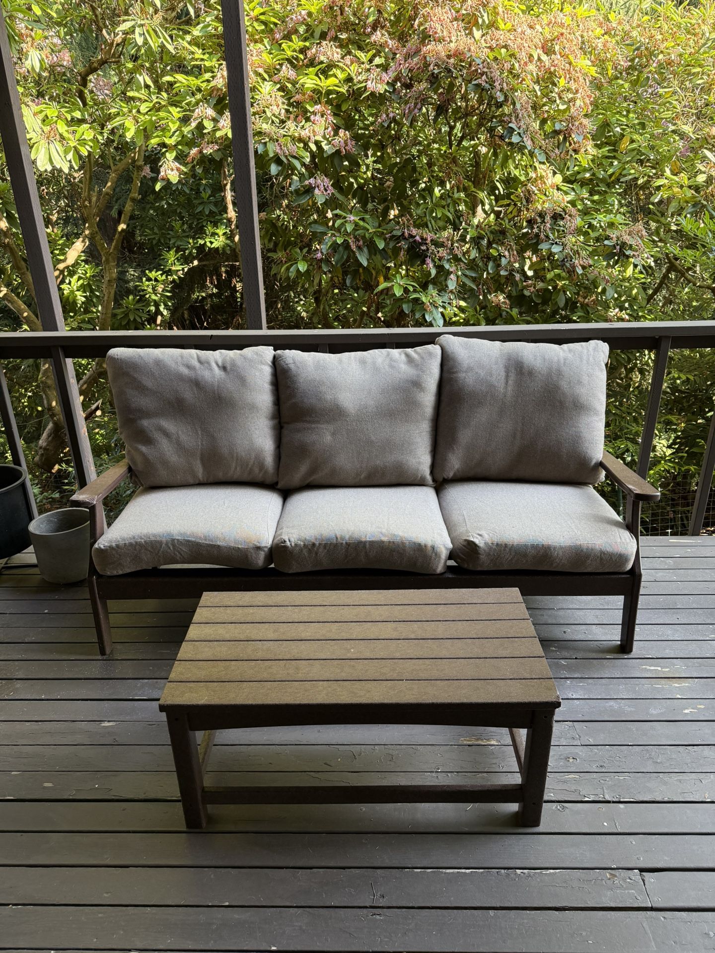 Trex Outdoor Furniture - Couch & Table