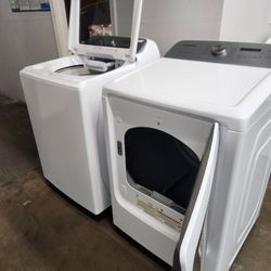 SAMSUNG SET STEAM WASHER AND ELECTRIC DRYER 