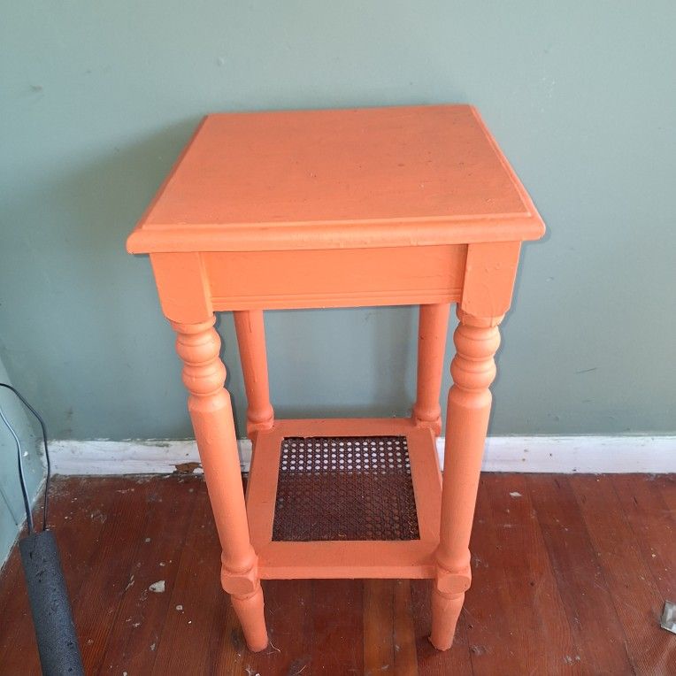 Sofa/Chair Table...TV Table