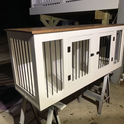 Custom made dog crates
