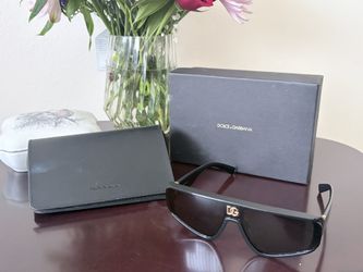 💯 Authentic Dolce And Gabbana Sunglasses