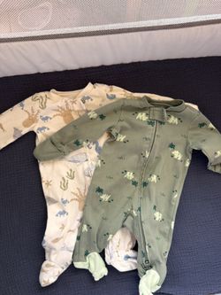 Baby Boy Pajamas Lot Newborn & 0-3 Months