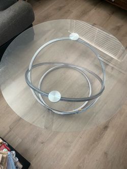 Coffee table & 2 end tables