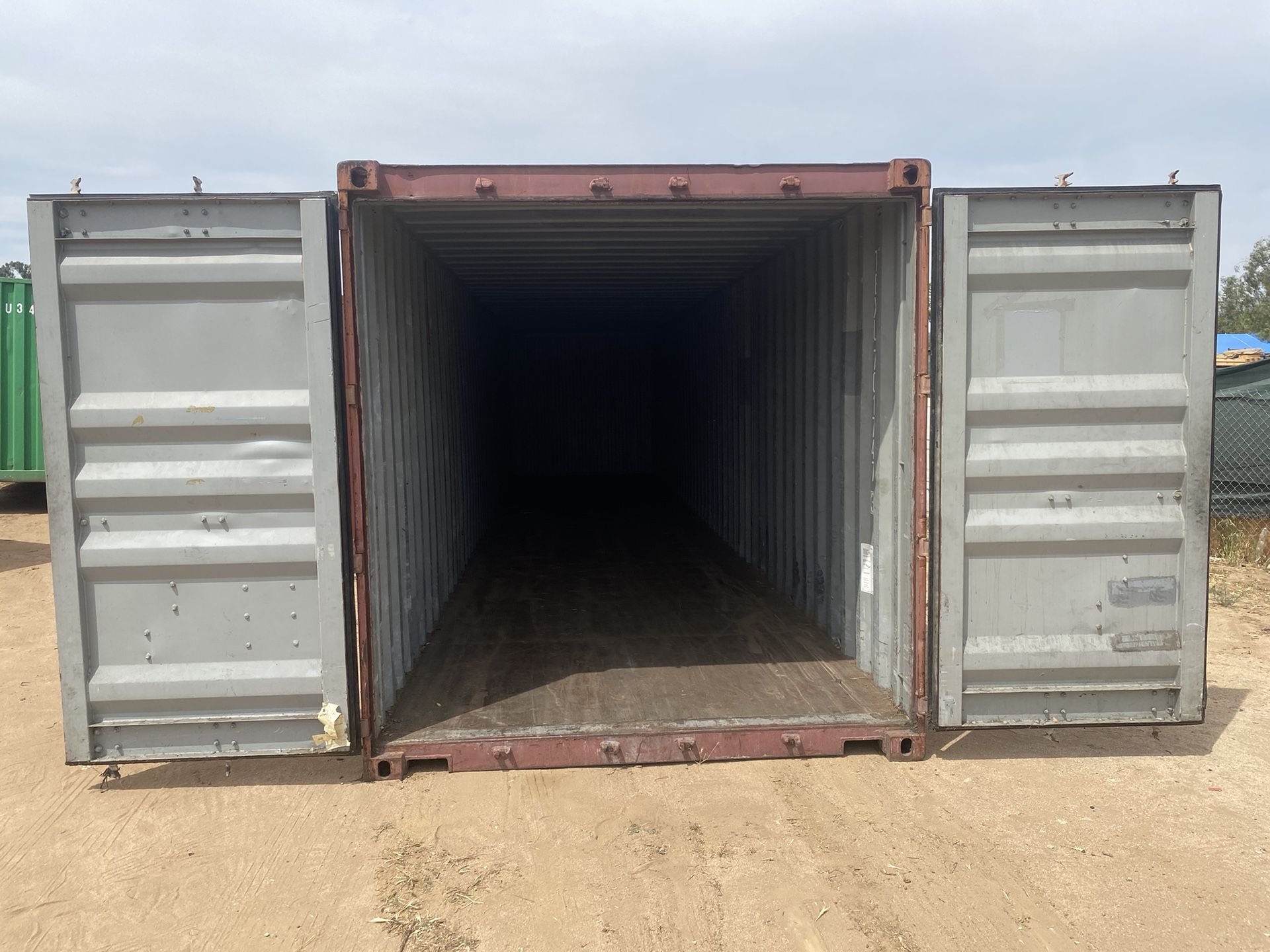 40’ Container Conex Cargo Storage Unit & Relocations