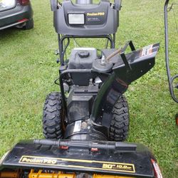  Like new snow blower 1000.00 Poulan Pro 30 In 10HP