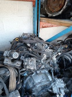 2012 Toyota Corolla 1.8 liter engine only and transmission