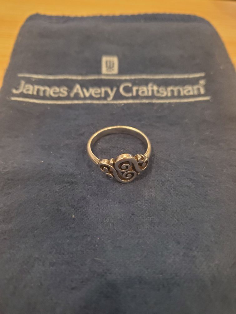 James Avery Spanish Swirl ring