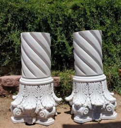 Pair Of Pillars Wall-End Decor/ Par De Pillares