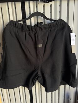Essentials shorts 2XL
