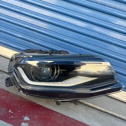 2016,2017,2018,2019,2020,2021,2022 Chevy Camaro,ZL1 Headlight/Foco Delantero Rh Passenger Oem Ask