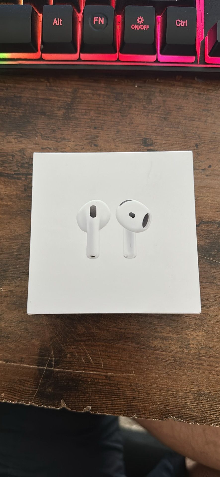 Airpods Pro 4 ( NOT NOISE CANCELLATION EDITION)