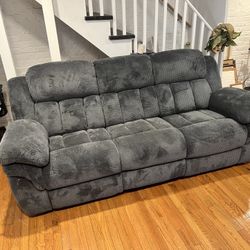 6 Ft Couch.
