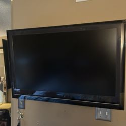 HITACI LCD MONITOR/TV