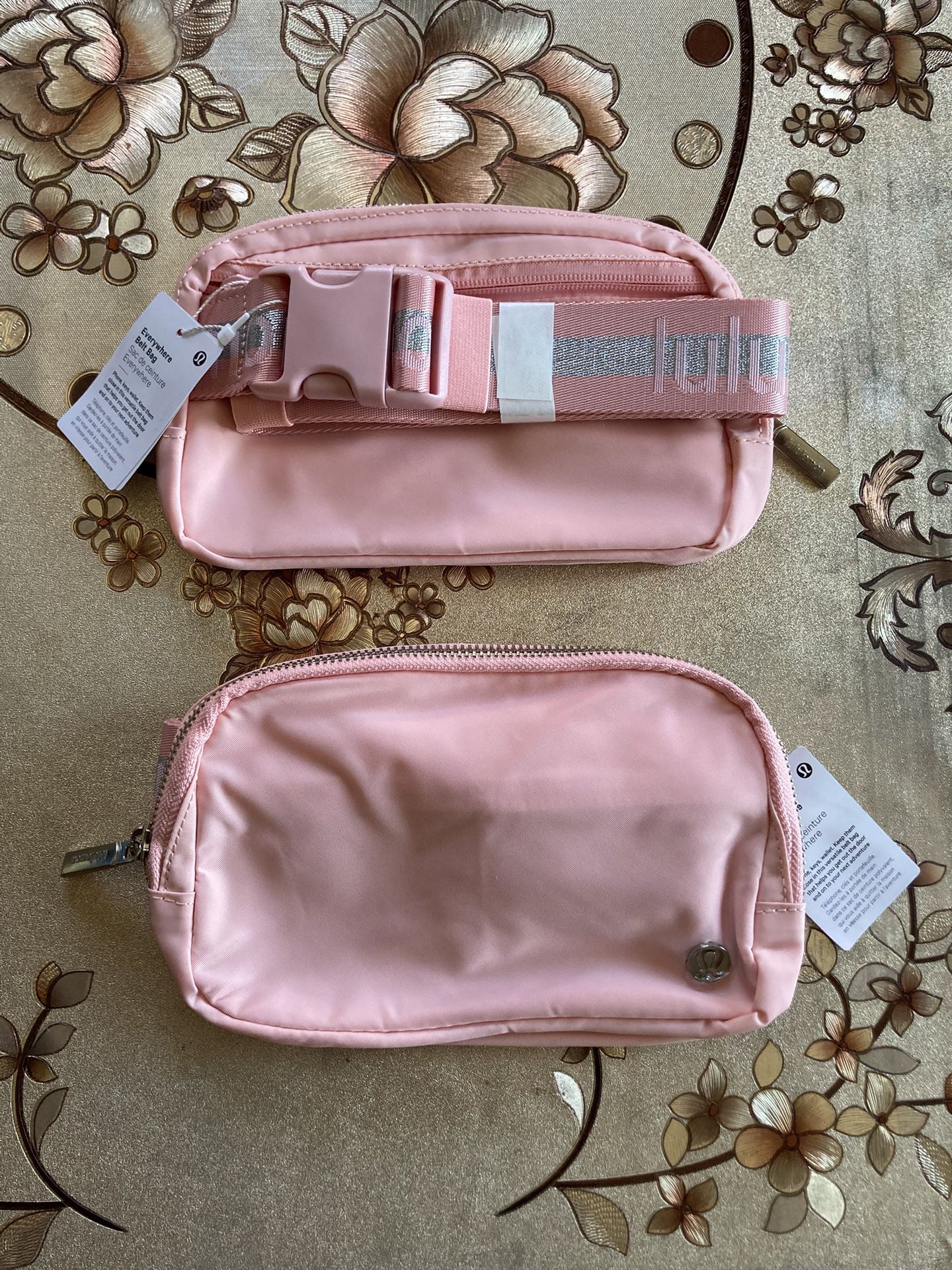 Lululemon Everywhere Belt Bag