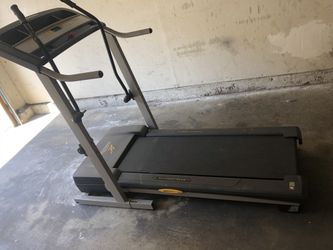 Prosoft Plus Pro Form Crosswalk 405 E Treadmill for Sale in Upland CA OfferUp